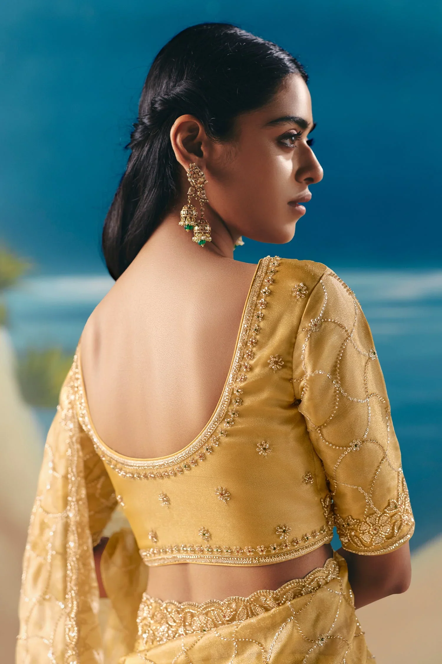 Golden Organza Tissue Saree with Sequin Beaded Motif - Image 3
