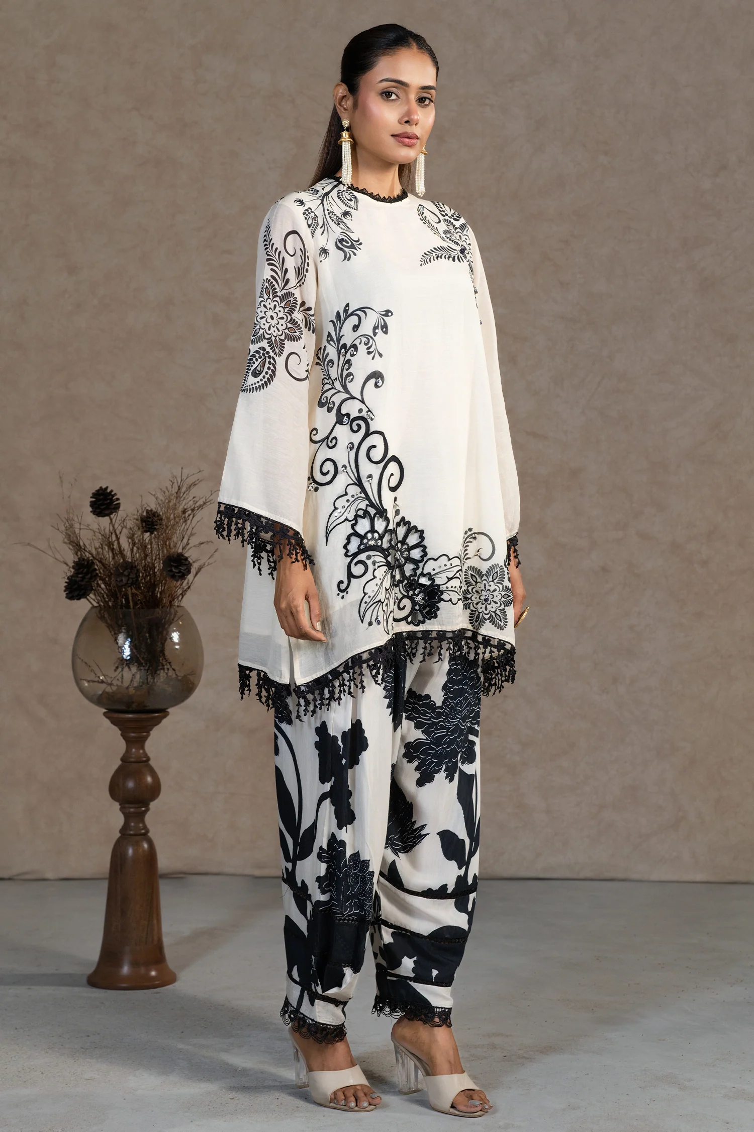 Ivory Cream Linen Floral Printed Co-Ord Set - Image 2