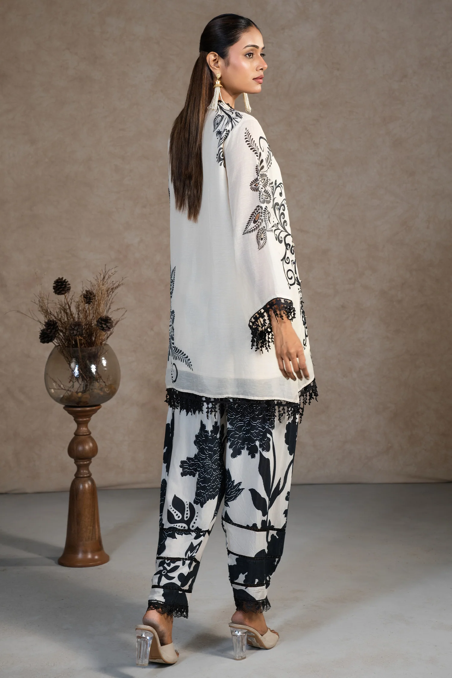 Ivory Cream Linen Floral Printed Co-Ord Set - Image 4