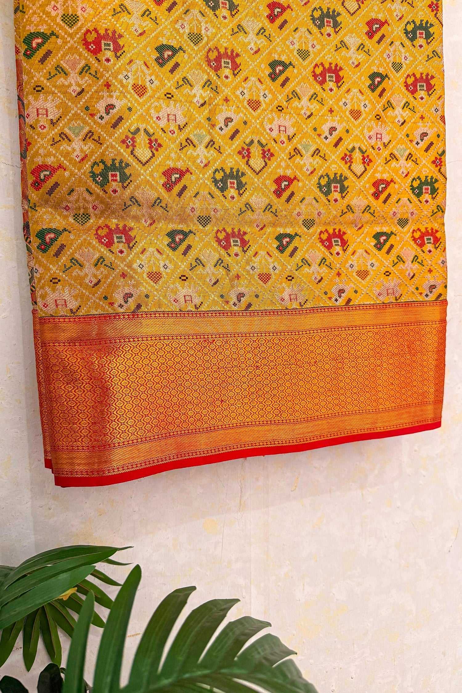 Mustard Yellow Kanchipuram Tissue Silk Checks Woven Patola Saree - Image 5
