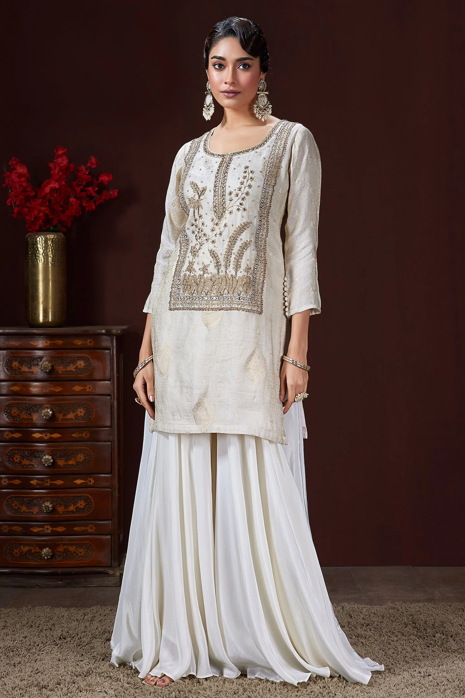 Off White Banarasi Silk Woven and Zardosi Worked Straight Cut Palazzo Suit - Image 2