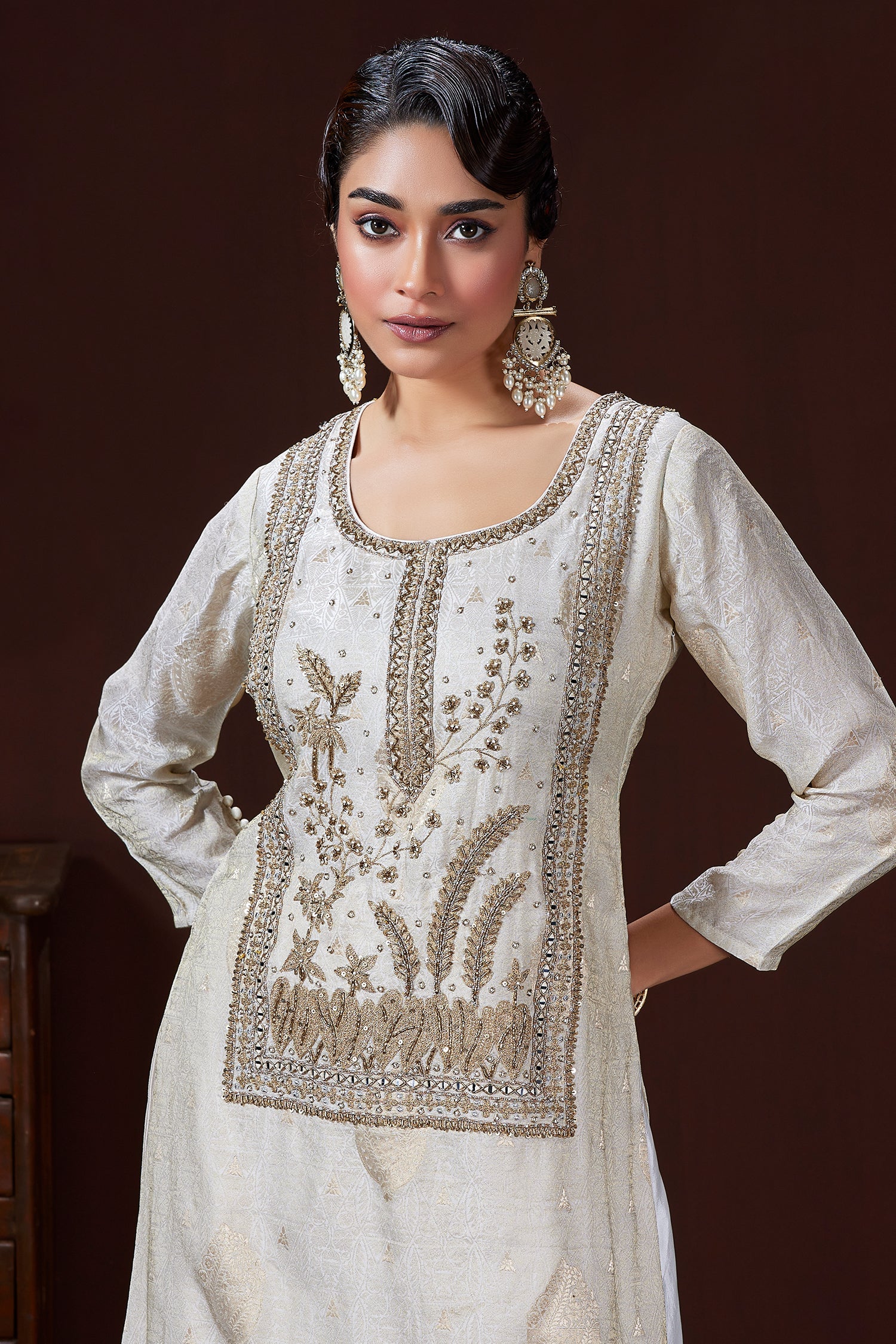 Off White Banarasi Silk Woven and Zardosi Worked Straight Cut Palazzo Suit - Image 3