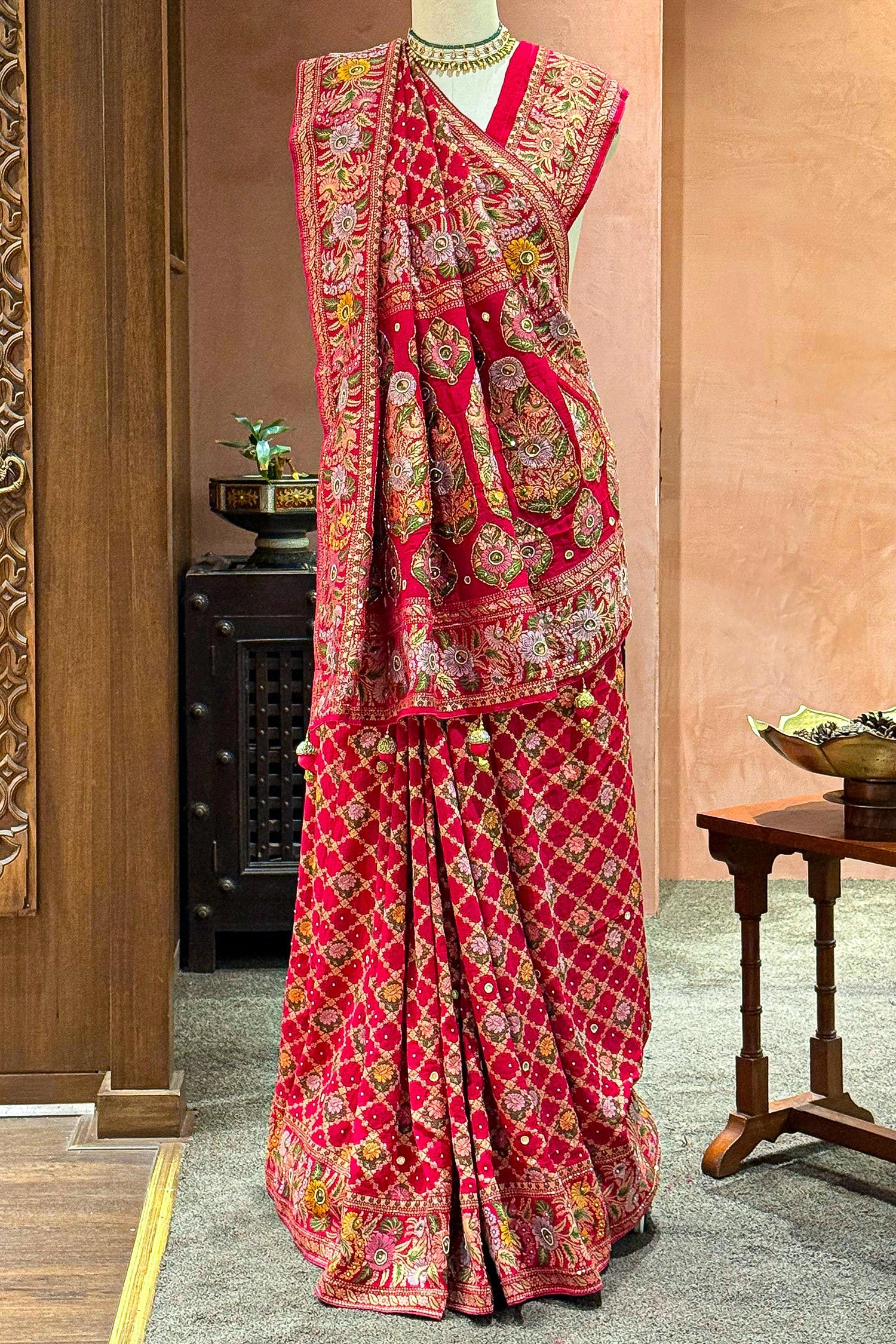 Pink Georgette Floral Woven Bandhej Saree with Cutdana - Image 2