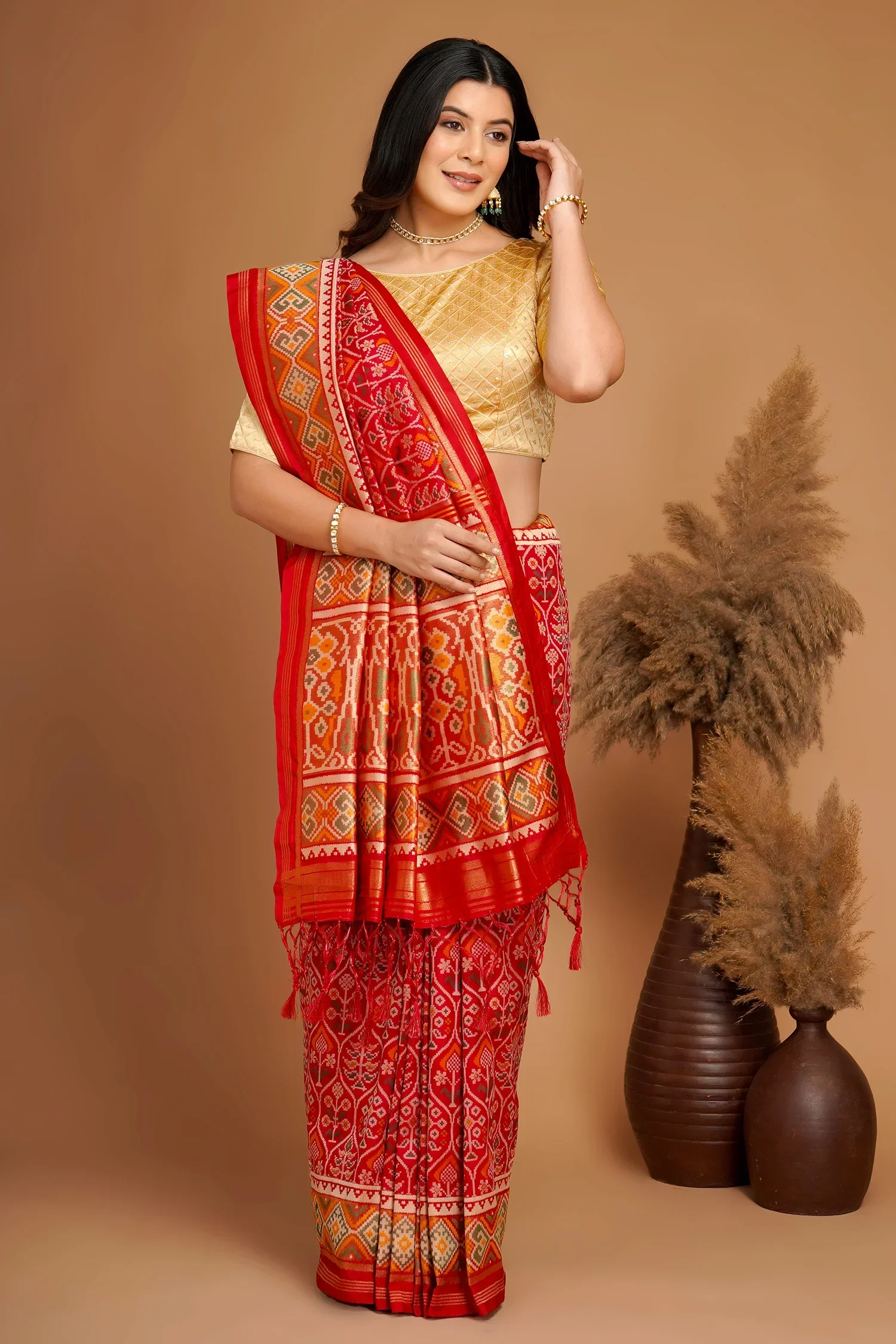 Red Traditional Patola Woven Saree in Silk - Image 2